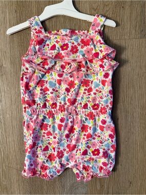 Carter's Girl's Size 3-6 Months Floral Ruffled Casual Romper